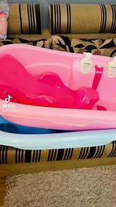 ✅Baby bathtub with thermal system,shampoo,shower gel box with seat ☺️...