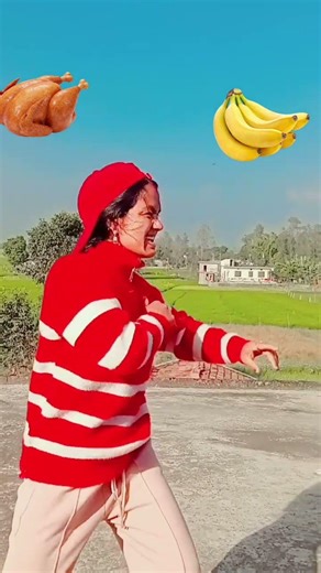chicken vs banana #funny #newchannel #comedy #ekmotahathighumechala