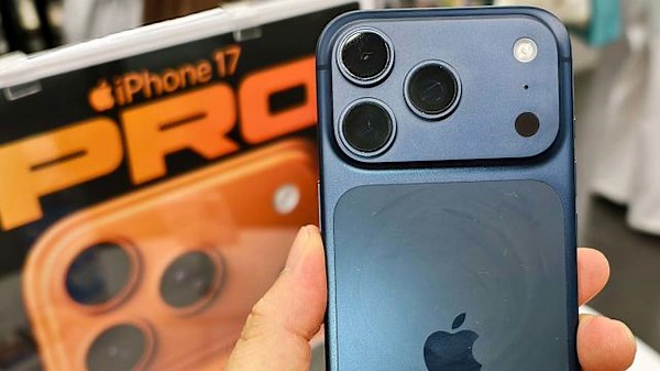 Apple stock turns positive for 2025 after iPhone 17 launch