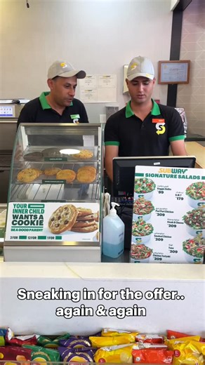 1.2M views · 769 reactions | OFFER SO GOOD, EVERYONE WANTS IT حتى موظفينّا عارفين انك مينفعش تفوت ال DUO OFFER بتاعنا… اطلب اي اتنين HERO 6 INCH SUB و اتنين درينكس ب ٢٩٩ جنيه بدل ٤٥٠…زورونا في فروعنا و وفر ١٥٠ جنيه مع SUBWAY DUO OFFER #زي_ما_تحب | Subway Egypt | Facebook