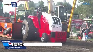 De kersverse Nederlands kampioen Tractorpulling team Rednex haakt op de wedstrijd Fuel Power Festival aan in de bekerwedstrijd. van de prostock klasse. | NTTO