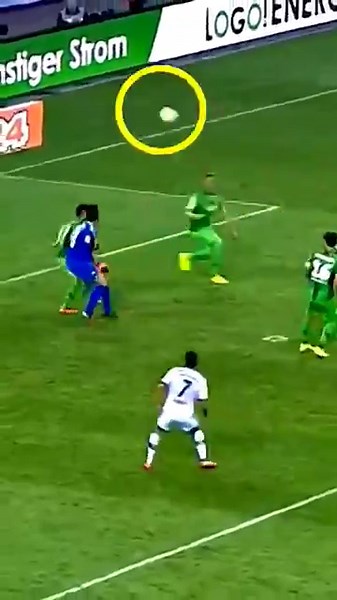 Epic Football Moments: The Greatest Comebacks in History!