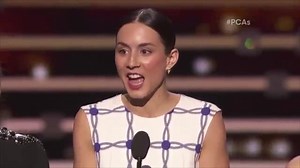 25K views · 1K reactions | PLL vince i PCA 2016 (Parodia) Emilio: tobiA Aria: nenA Ezra: tobiA Spencer: nenA | Anche mia nonna è nell'A team | Facebook