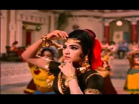 "HOTO PE AISEE BAAT DABA KE"BY LATA & BHUPENDRA,M:S.D BURMAN-"JEWEL THIEF-1967"