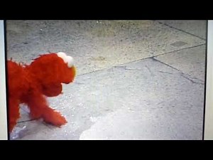 Sesame Street 2644 Elmo in the rain puddle