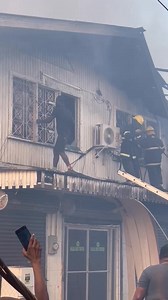 Residents join firefighters to help put out the devastating fire | Ignite News