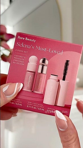 New from ‪@RareBeauty‬ 💗🌸✨ the cutest mini makeup set! #makeup #newmakeup #rarebeauty #preppy
