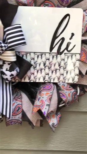 Gothic Ghost Wreath With “hi” Sign – Black and White Halloween Wreath With Ribbon Bow, Spooky Cute Door Decor, Modern Fall Ghost Décor - Etsy