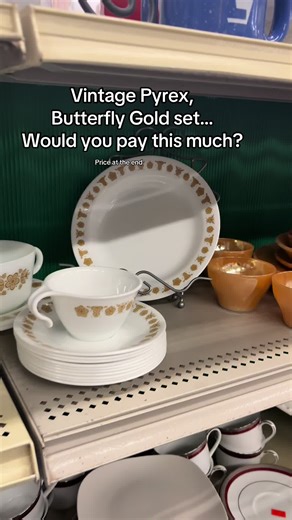 Completing the Vintage Pyrex Butterfly Gold Set