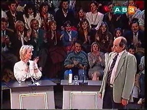 Sim - C'est l'histoire amoureuse d'une poule pondeuse