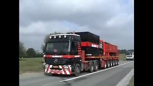 Liebherr LTM11200@Mammoet社所有 ブーム取り外し作業