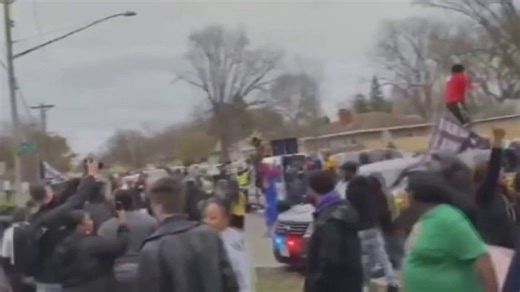 Patriot Mobile TV Spot, 'Spirit of Patriotism'