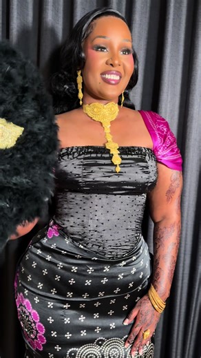 Mashaallah our beautiful bride Fartun 🎉🎊🎊 congratulations 😍 #aroosadaa #fyp #somalibride #somaliwedding #shaashsaar