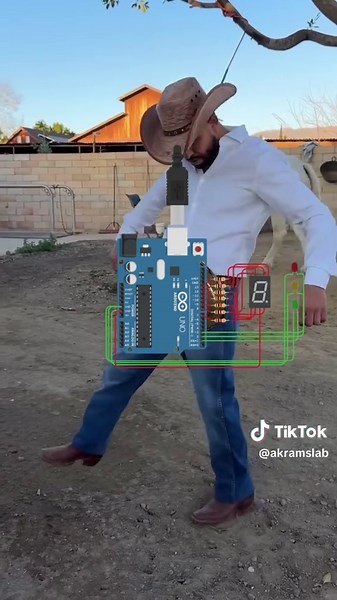 ‏Easyboard 😁 ‏#akramslab #arduino #easyboard #learn