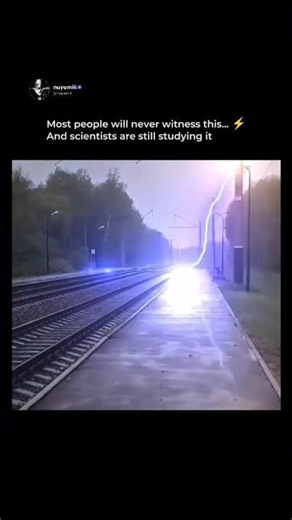 This Rare Lightning Still Baffles Scientists 😳