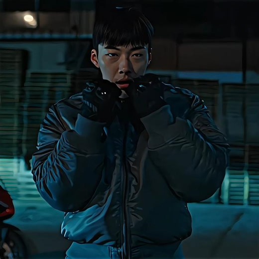 Kim Geon-woo saved his brother.💀🤕 || Bloodhound session 2 || #shorts #kdrama #bloodhoundsseason2
