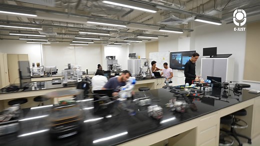 🎥 Step into the Future with E-JUST's School of Electronics, Communications, and Computer Engineering! In this video, our Dean shares insights on how we prepare our students for both local and international job markets from the very beginning of their undergraduate journey. Discover how our programs are designed to equip you with the skills needed to excel in the global arena. Whether you’re interested in: - Mastering Electronics and Communications Engineering - Diving into Computer Engineering 