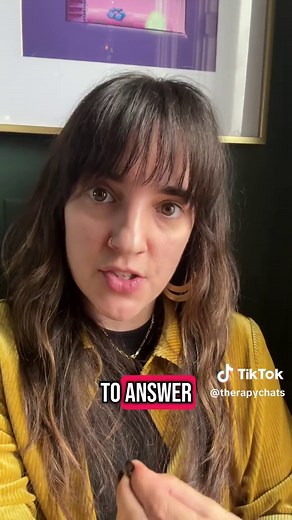 Jess (@therapychats) - Understanding Boundaries in Therapy Sessions