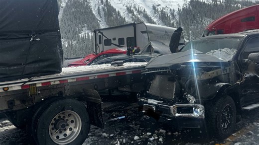 Snow chaos: 75+ vehicle pileup shuts down Colorado’s I-70