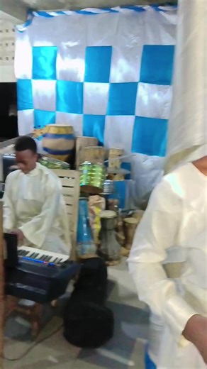 La Chorale les Mélodies de David est en répétition. @chorale Saint Emmanuel @Chorale VDE 🌈 @Chorale El Morijah @Ambassadeurs du Christ @Christianisme Céleste ✝️ @CHORALE 🌈JEHOVAH ADONNAÏ🌈 #histoire #tik #filmclips #histoire #videotiktok