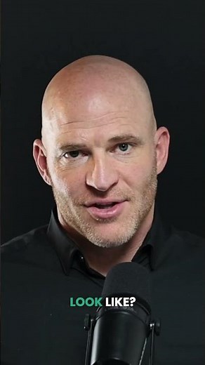 How to build an effective org chart for your business