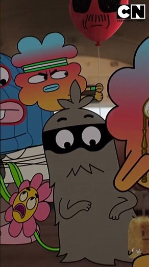 De tranquilos a perseguidos en segundos | El Increíble Mundo de Gumball en Español Latino
