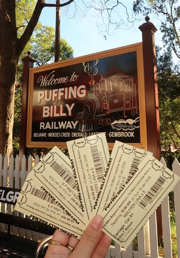 Puffing Billy Steam Train: A Scenic Adventure in Melbourne