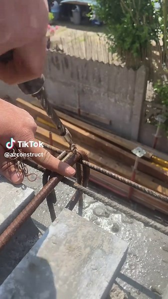 ASMR Bricklaying: Satisfying Sounds of Construction