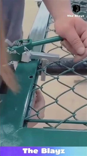 Steel Wire Mesh Locked with Bolts?! 🔩🛠️ Strong Construction Assembly Process