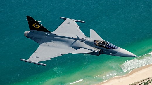 Quais são os caças brasileiros da FAB e a velocidade máxima desses aviões?