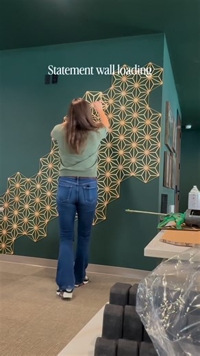 This final decor element is one of my favorite parts of the design for this Wisconsin ski resort lodge. This version of a statement wall is a beautiful, affordable way to make a big impact! Follow along to see the fully finished space and get ideas for your own moody modern interiors! Project: Nordic Mountain Ski Lodge 📍Wild Rose, WI Design: @onesmithstudio | One Smith Story - Design & DIY