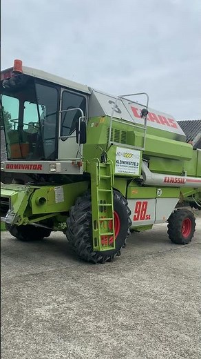CLAAS Dominator 98 Combine harvester