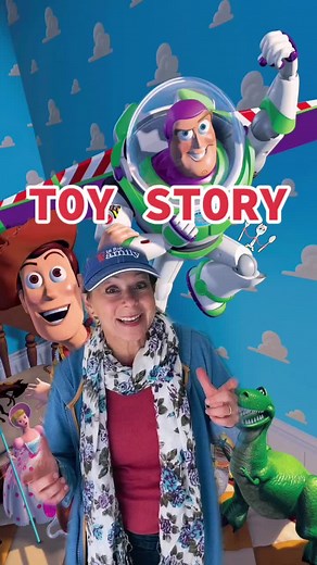 Disney Movie Voiceover with Coco Bandicoot and Aliens