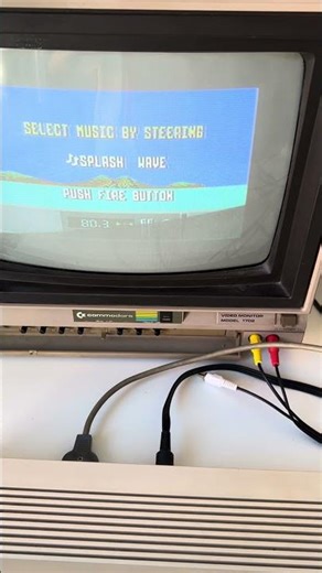 Out Run (Commodore 64) (Postazione Retrogaming Work In Progress)