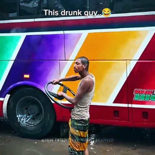 This drunk guy...🇧🇩🤣#bangladesh​ #funny​ #trending​ #ta7​ #edit​ #fyp​ #viralvideo​