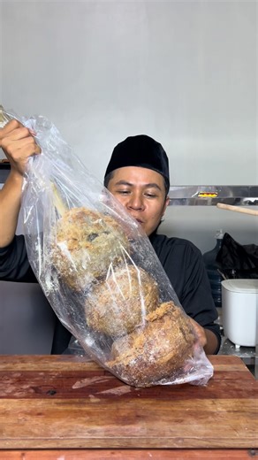 Cilor Terbesar di Dunia Mukbang: Makan Pedas Megalodon