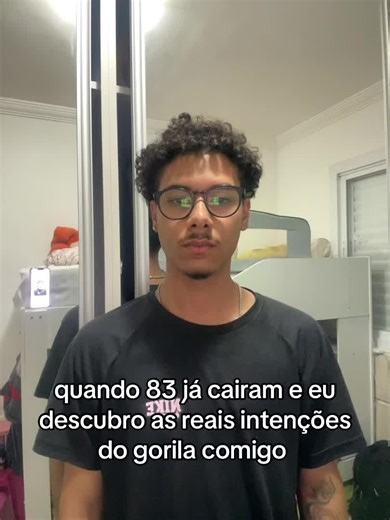 Gorila Contra 100 Homens: Desafio Impossível