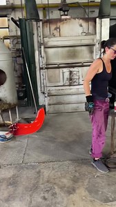8.4K views · 209 reactions | Wrapping a glass snake around a glass female form by Alexis Silk at ARS Murano. Enjoy the real sounds of the studio! Who wants to try?! | Garmezy Glass | Facebook