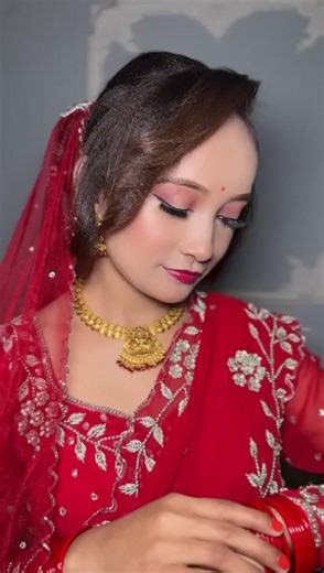 #bridalmakeup#bookforthemonth of magh and fagun❤️❤️#bride #@Hiz_nd_herz_unisex_salon @Ashmitaupreti @indira pakwal uprety🌷 @laxmiparsaduprety #booksoon❤️❤️