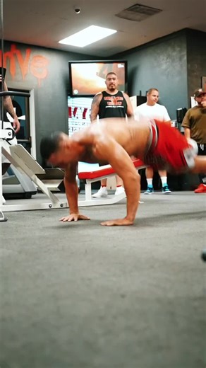 Bustdown Freestyle At My Brothas Gym Machines n Motion 🌪️ #bustdown#explosive#calisthenics #machinesnmotion#tiktok #fitnessmotivation #discipline#consistency #fyp #viral