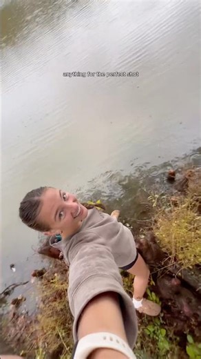 Day 100 of Eisley standing on things to get the right angle 📸 #photostudio videostudio