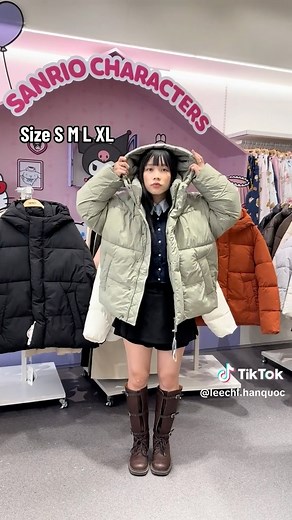 2.2K views · 3 comments | Áo phao dáng thường có mũ #Spao nam nữ 朗 #sănsale #aophao #orderhanquoc #phaocomu | Lee Chi - Săn Sale & Order Hàn Quốc | Facebook