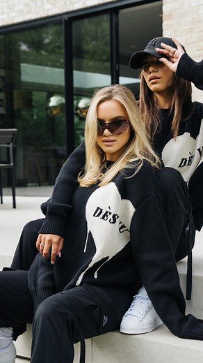 𝓚𝓪𝓬𝓲 𝓙𝓪𝔂 on Instagram: "Forever proud of Dès Vu and what it’s become ✨🖤 Our 2 year journey so far is up on YouTube now @dadvgirls"