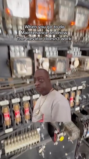 6K views · 54 reactions | When you go to do maintenance and now the elevator doesn’t work #liftdoc #liftmarket #elevator #fyp #elevatormechaniclife #elevatortechnician #elevatorcabindesign #lift #elevators #vintage | Lift Doc | Facebook