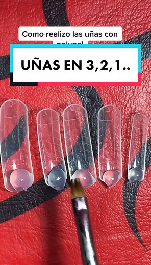 Cómo hacer uñas de polygel: Guía paso a paso