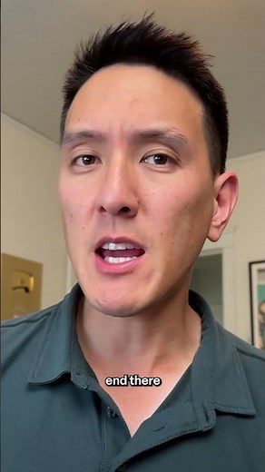 Costco's Brilliant Business Model 🌭 Explained.