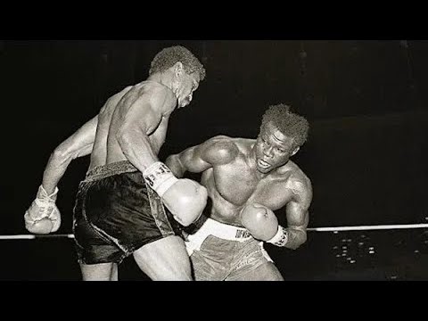 Jose Napoles vs Emile Griffith (Full Fight Highlights)