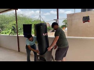 Watch "Unboxing USI Bag, Everlast Gloves & Hand wraps. How to tie a Boxing Hand Wrap"