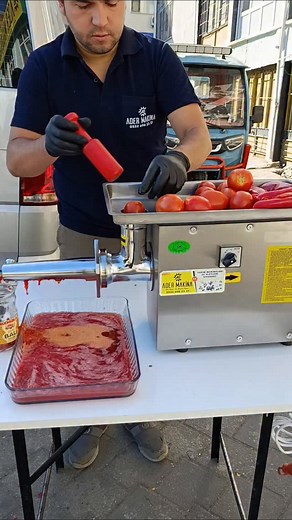 6.9K views · 4 comments | Kıpkırmızı Organik Salçanızı Kendiniz Yapabilirsiniz. #salça #organik #biber #domates #biber #gıda #organik #bitki #kışlık #sera #hatay #maraş #urfa | ADER Makina | Facebook