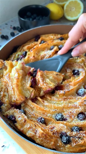 LEMON AND BLUEBERRY SOUFRA. Fillo Pastry, a delicious lemon scented custard and fresh bluberries - delicious! Watch along to learn how to make a Lemon and Blueberry Soufra. Here is the link to the recipe: https://antonioufillo.com.au/blog/recipes/lemon-blueberry-soufra Recipe and video: Mary's Kouzina for Antoniou Fillo Pastry #soufra #fillocrinklepie #fillocrinklecake | Antoniou Fillo Pastry